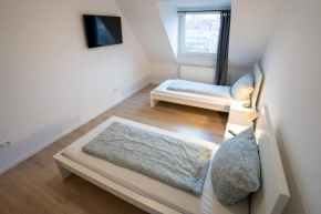 Ruhige Monteurwohnung Schanze 4 min zu BASF - Atrium